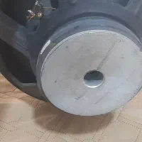 دو عدد اسپیکر، ووفر۱۵ اینچ سالم