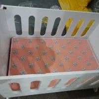 گهواره بچه در حد نو سلام