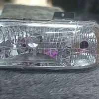 چراغ جلو خطر جلو پنجره|قطعات یدکی و لوازم جانبی|قم, نیروگاه|دیوار
