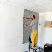 فروش و نصب کاغذدیواری وپارکت وکفپوش،کناف،لمبه،چمن.