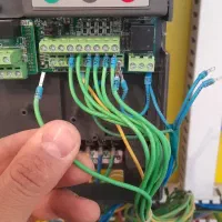 تعمیرات تخصصی آسانسور و پله برقی