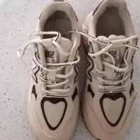 کتونی وکت شلوار زنانه