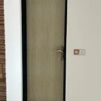 درب ضد رطوبت در حد نو