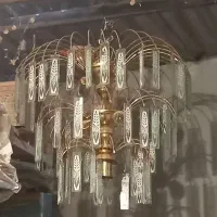 لوستر و تلویزیون سالم