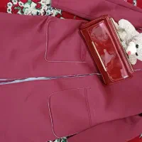 کاپیشن بچگونه و پالتو زنونه نو کیف نو هستن|لباس|باغ ملک, |دیوار