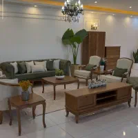 مبل کویین فرانسوی