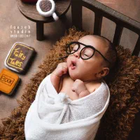 آتلیه عکاسی تخصصی نوزاد،کودک و بارداری