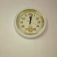 ساعت دیواری