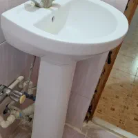 روشویی دستشویی بدون شیر. سالم به قیمت۶۰۰ تومان