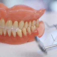 طراحی دست دندان مصنوعی|خدمات آرایشگری و زیبایی|قم, ارم|دیوار