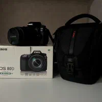دوربین Canon 80Dبا لنز 18-135mm تمیز در حد نو