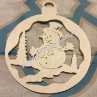 آویزهای چوبی درخت کاج