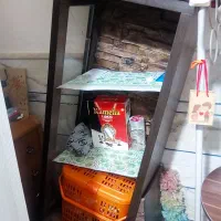 بوفه لوازم ارایشگاه