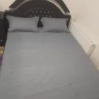 تخت دونفره