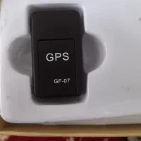 یک عدد GPS و چند قطعه الکتریکی