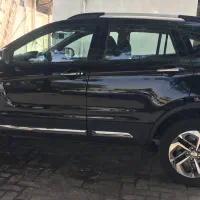 راننده با خودرو شاسی