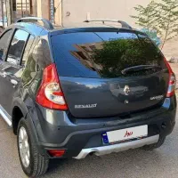 ساندرو درحد|خودرو سواری و وانت|قم, زنبیل آباد|دیوار