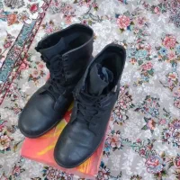 پوتین سربازی سایز ۴۲ سالم و تمیز