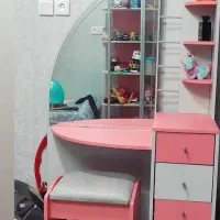 میز و اینه کودک