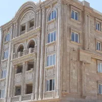 لابی من و سرایدار