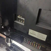 تلویزیون ال جی ۳۲ اینچ با میز تلویزیون|تلویزیون و پروژکتور|اسلامشهر, شهرک مهدیه|دیوار