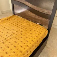 تخت و تشک