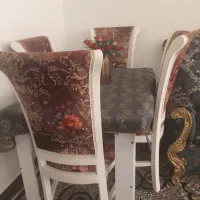 میز صندلی تر تمیز در حد نو