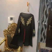 تعدادی مانتو مجلسی و لباس