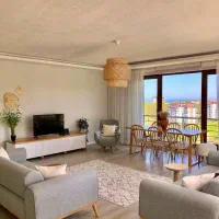 آپارتمان ۱۰۰ متری در اوایل دانشجو