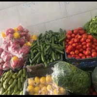 نیروی کار در میوه فروشی