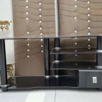 میز تلویزیون شیشه ای