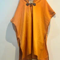 لباس مجلسی|لباس|مشهد, هفت تیر (حافظ)|دیوار