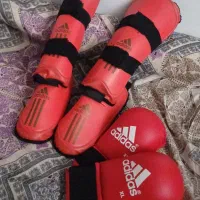 دستکش و روپا کاراته