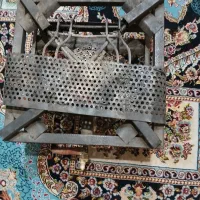 تعدادی وسایل منزل ولباس قابل فروش است