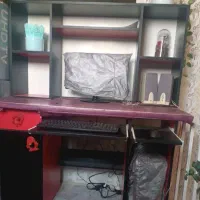 میز کامپیوتر وکتابخانه