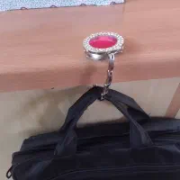 آویز کیف دستی رومیزی