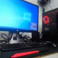 کیس گیمینگ همه لوازم گیمینگ معاوضه هم دارم