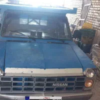 نیسان وانت