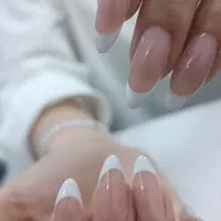 کفسابی پا و کاشت ناخن|خدمات آرایشگری و زیبایی|مشهد, شهرک رازی (شهرک غرب)|دیوار