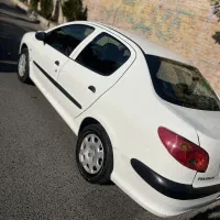 ۲۰۶SD (صندوق دار)