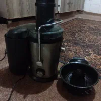 آبمیوه گیری در حد نو مارک ریچموند