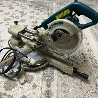 تعدادی ابزار الات نجاری به فروش میرسد