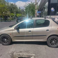 ۲۰۶ فرانسوی اتومات نقدی یا معاوضه با مزدا ۳۲۳
