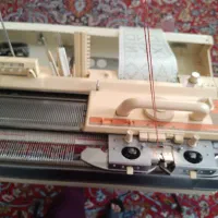 این ماشین بافندگی برای فروش هست