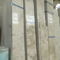 تراورتن کرم هاله دار