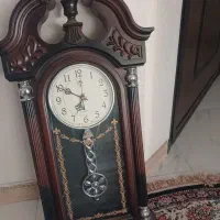 یک عدد ساعت به شرط کار کردن ویک عددجا بستنی