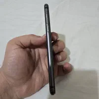 آیفون ۸ ۶۴ گیگ|موبایل|پردیس, فاز ۸|دیوار