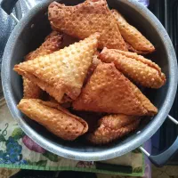 ا آماده کردن سمبوسه برای فست فودها