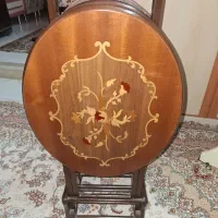 جلومیزی عسلی