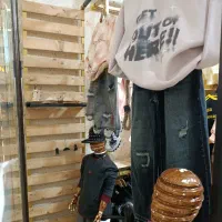 فروش ویترین مغازه لباس|فروشگاه و مغازه|اردبیل, |دیوار